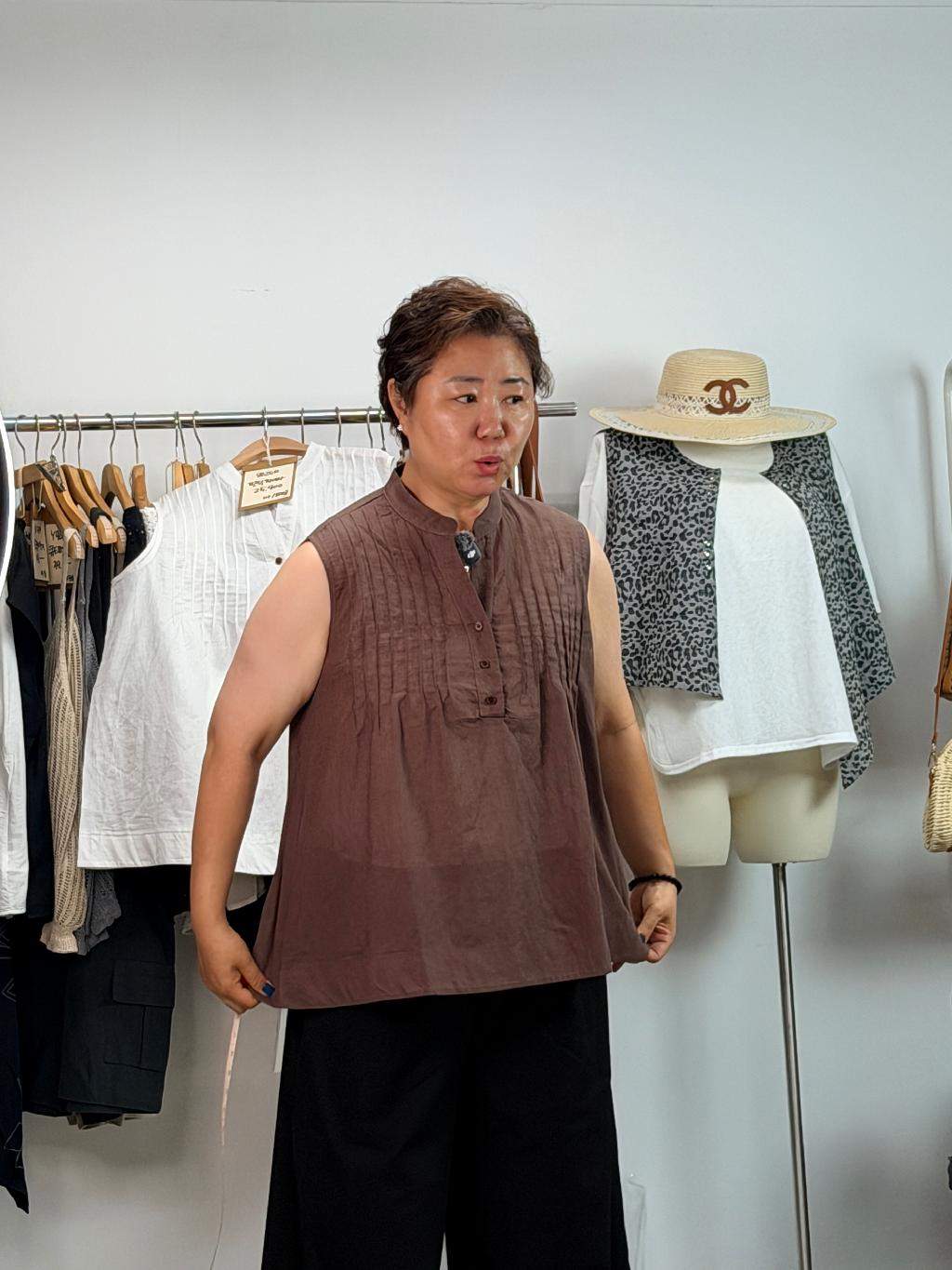 핀탁차이나카라 - 브라운